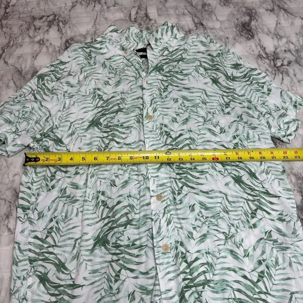 Banana Republic button up tropical Green white Leaf Shirt lightweight large
